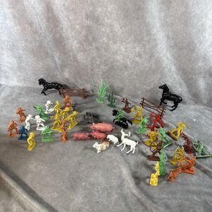 Vintage Toy Lot Cowboys Indians  Toy Horses Animals And More!